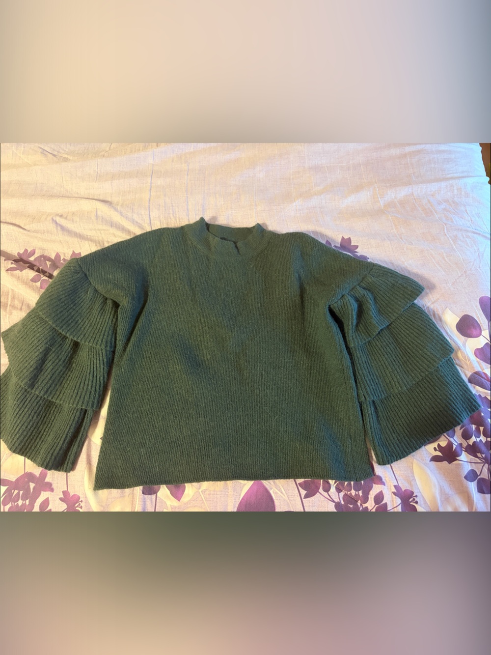 Gianni Bini Dark Green Tiered Bell-Sleeve Turtleneck Sweater